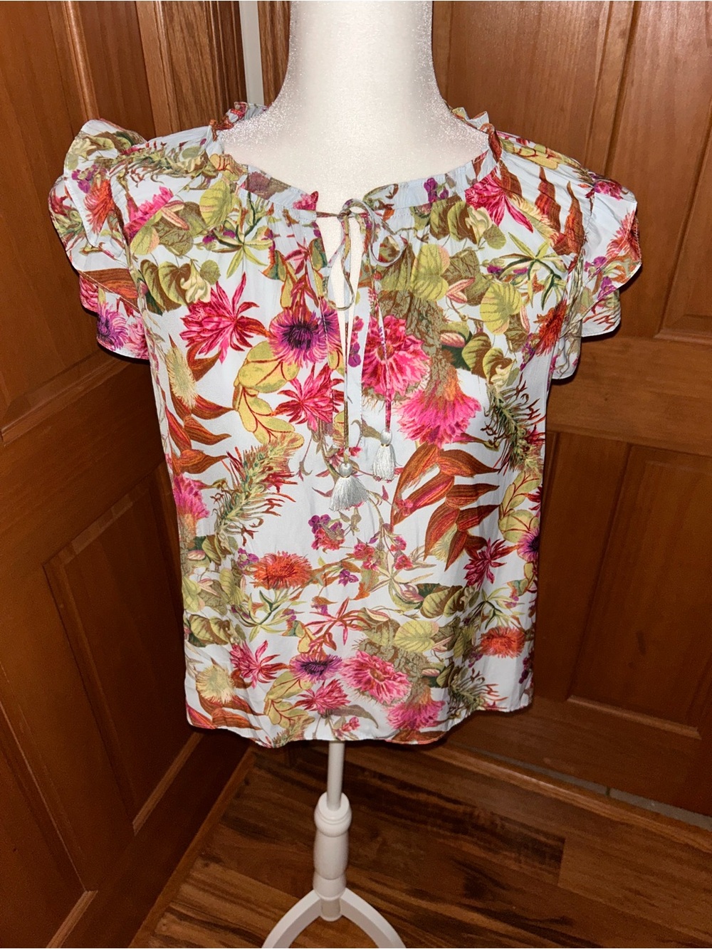 Rose & Olive White Floral Tassel Peasant Blouse